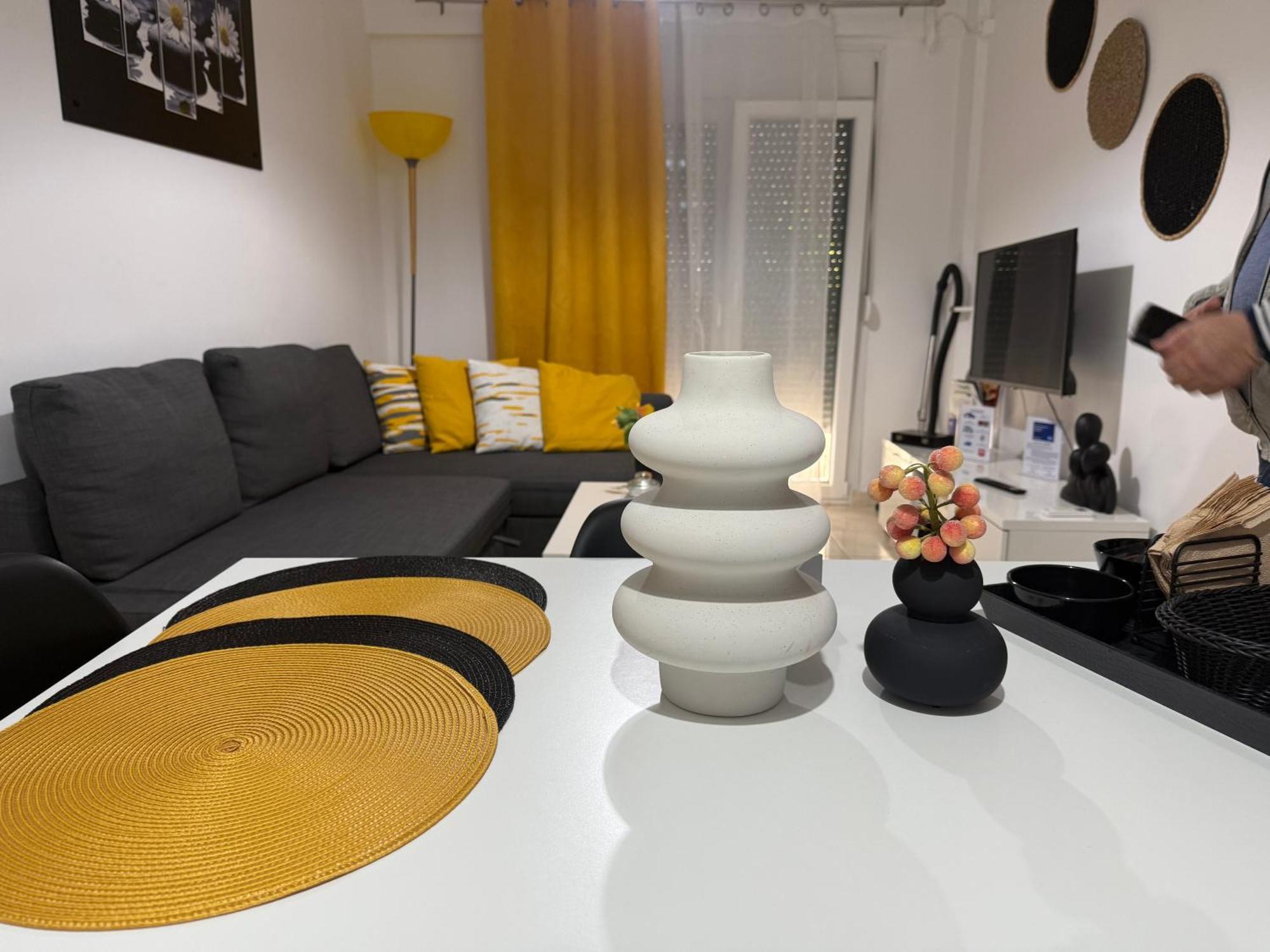 Pagrati Apartment Διαμέρισμα Παγκράτι アテネ エクステリア 写真